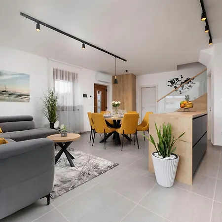 Tilia I Villa